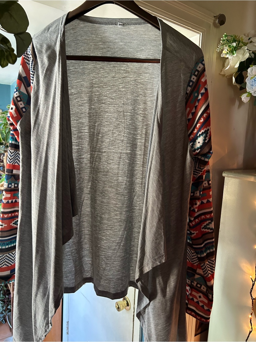 Gray Open-Front Cardigan with Multicolor Aztec-Pattern Sleeves